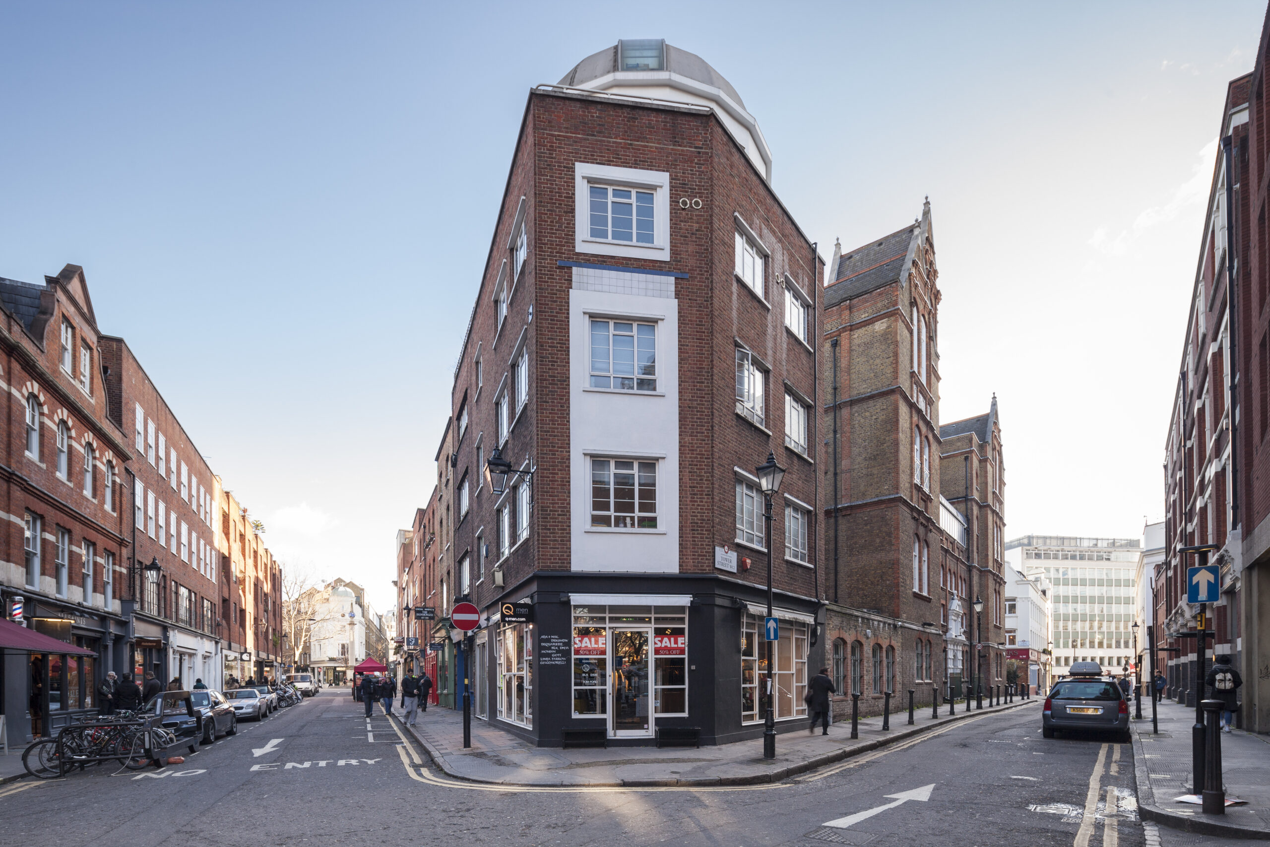 Marlborough House, 10 Earlham Street, London WC2