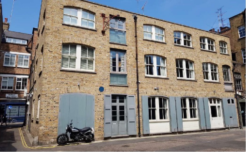 11 Portland Mews, London W1